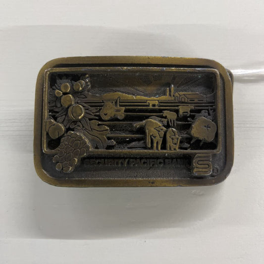 VINTAGE BUCKLE