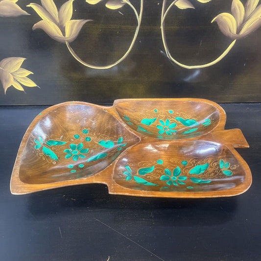 VTG WOOD LEAF BOWL W/ GREED INLAY