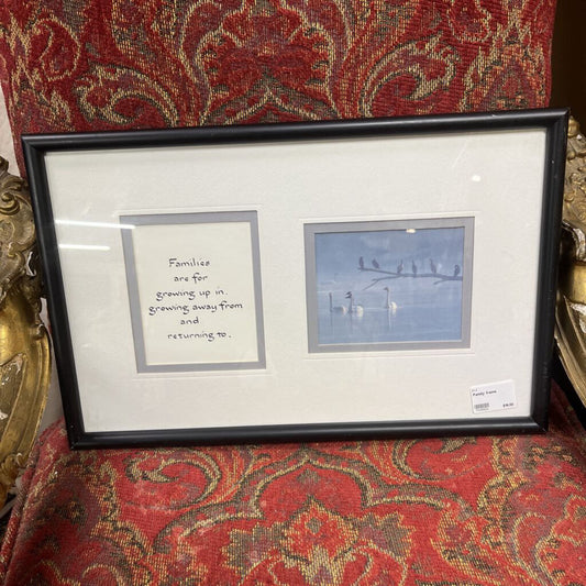 FAMILY FRAME
