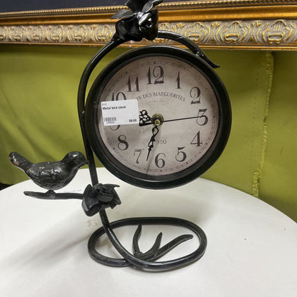METAL BIRD CLOCK