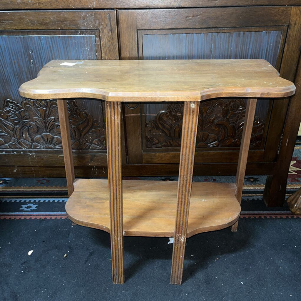 SQUARE END TABLE