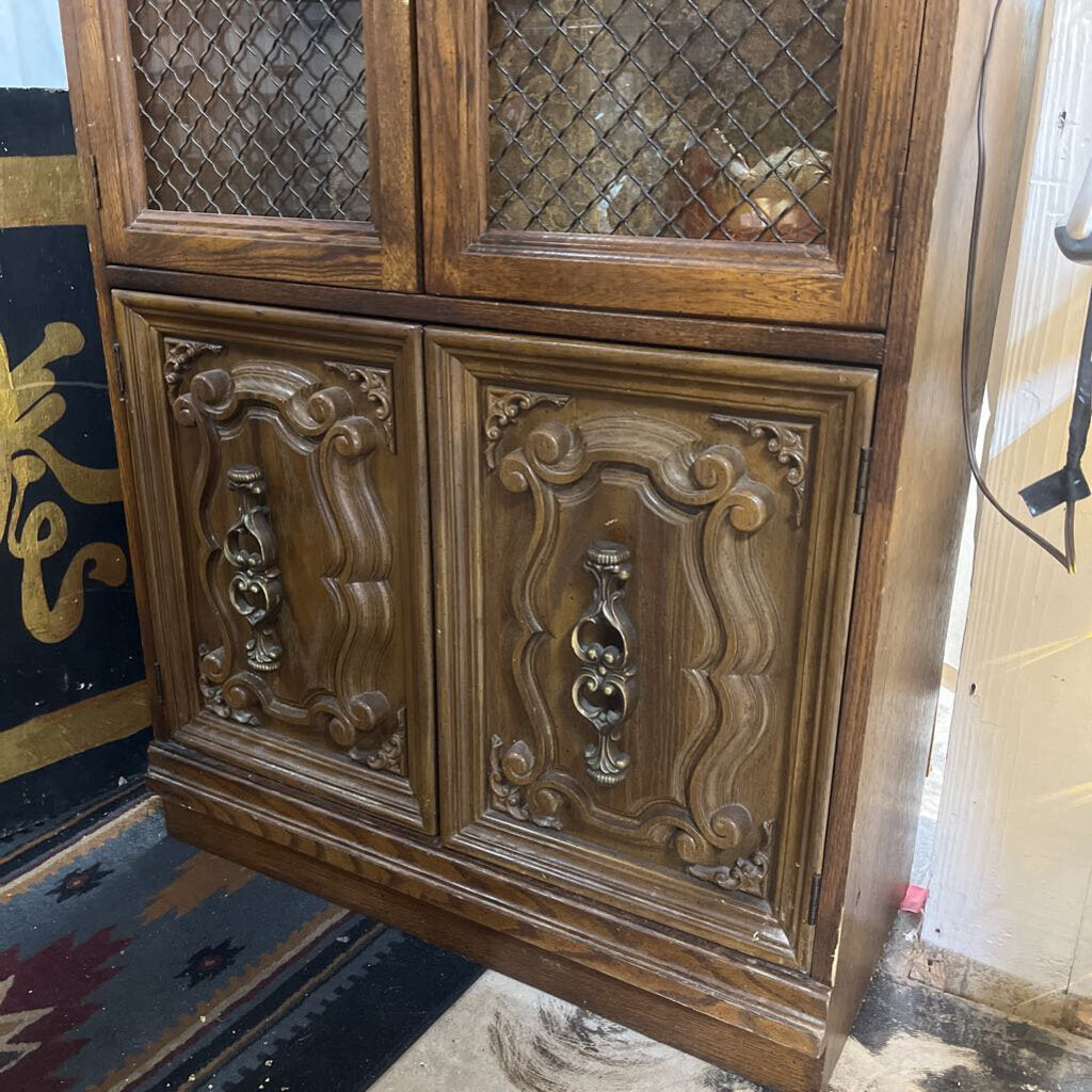 TALL LIGHTED CURIO