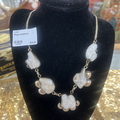 PEARL NEXKLACE