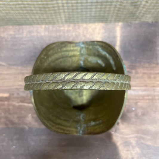 VINTAGE SOLID BRASS SEASHELL HANDLE BRIDE'S BASKET