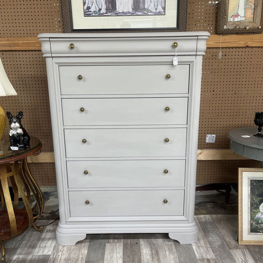GREY CHEST OF DRAWERS