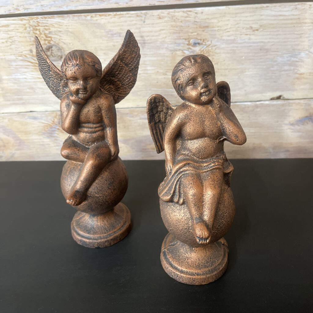 PAIR CAST IRON ANGLE FIGURAL/BOOKENDS