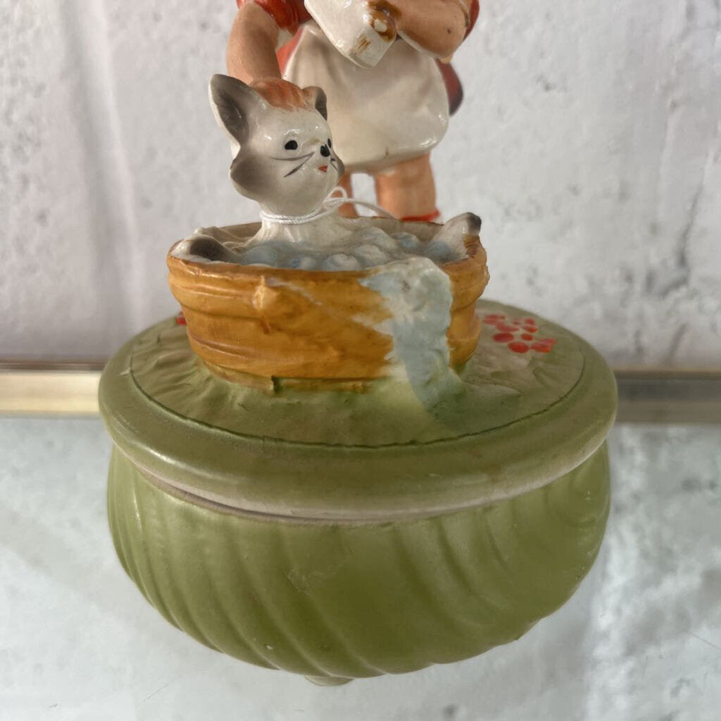 MUSICAL GIRL BATHING CAT FIGURINE