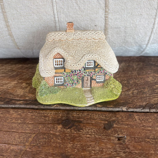 LILLIPUT LANE HOUSE FIGURAL