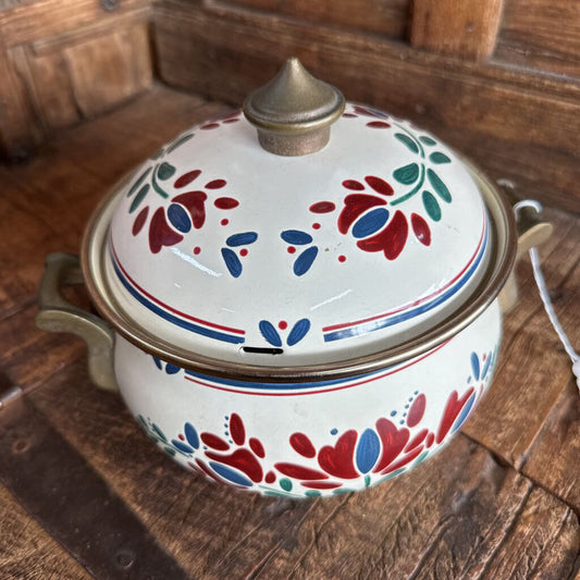 Asta Enamel /Brass Pot w/Lid