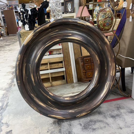 ROUND OVERSIZED MIRROR