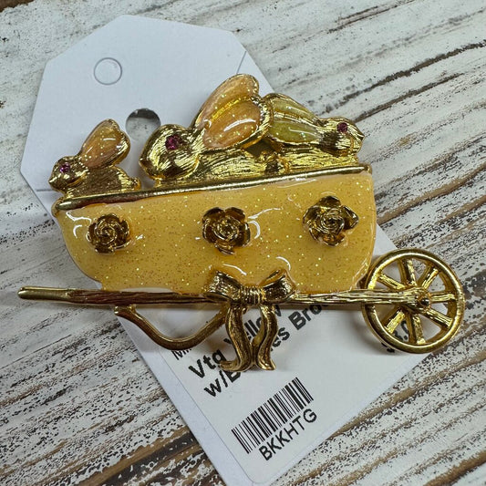 Vtg Yellow Cart w/Bunnies Brooch