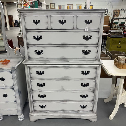 VINTAGE 7 DRAWER (HUNTLY FURNITURE) CHEST