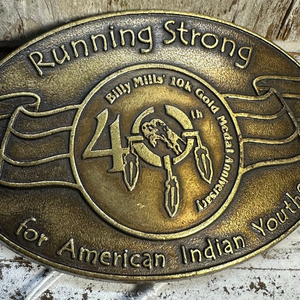 VTG NATIVE AMERICAN RUNNING STRONG BUCKLE