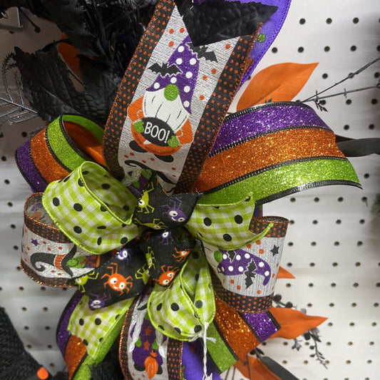 WITCH HAT WREATH