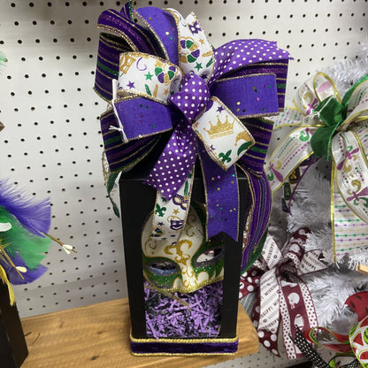 Mardi Gras Mask Lantern