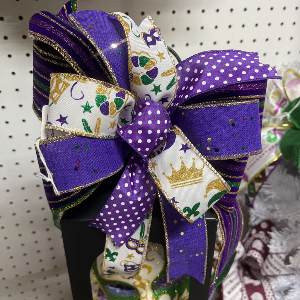 Mardi Gras Mask Lantern