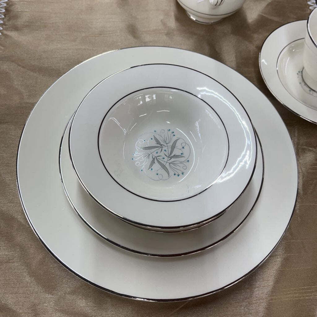53 pc Set Homer Laughlin China Set