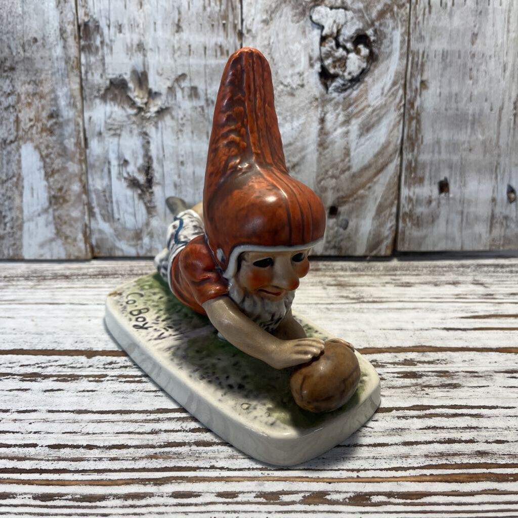 GOEBEL W GERMANY FOOTBALL MAN FIGURIN AS ISE