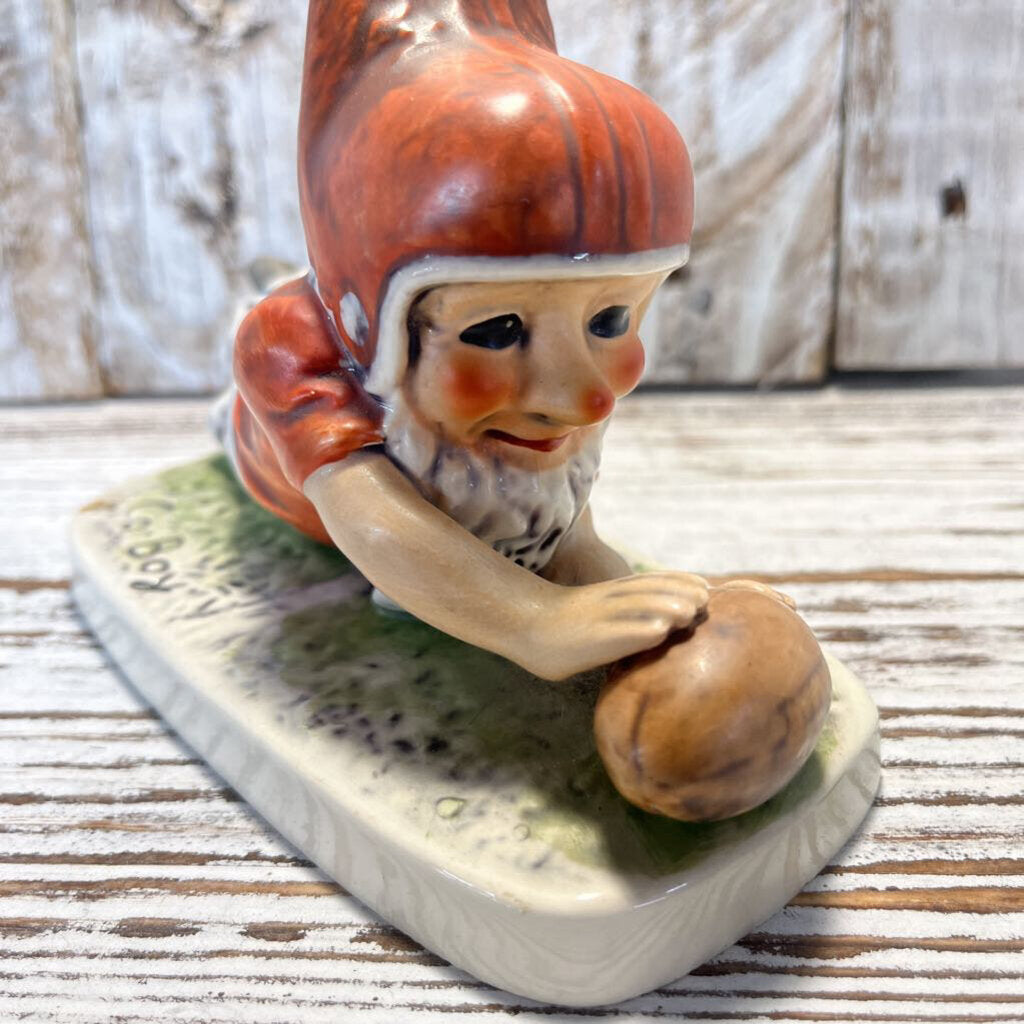GOEBEL W GERMANY FOOTBALL MAN FIGURIN AS ISE