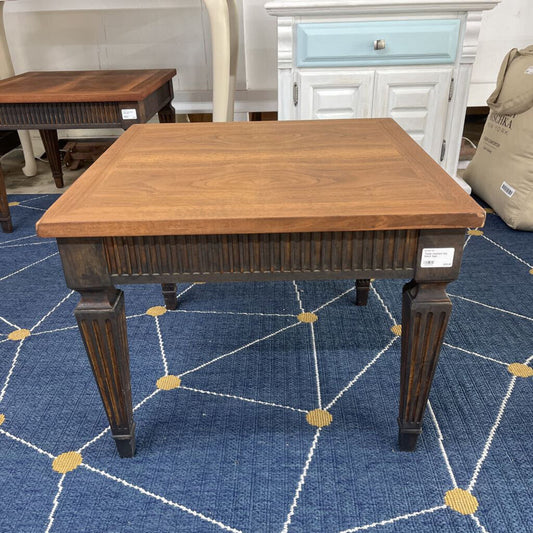TABLE STAINED TOP BLACK LEGS