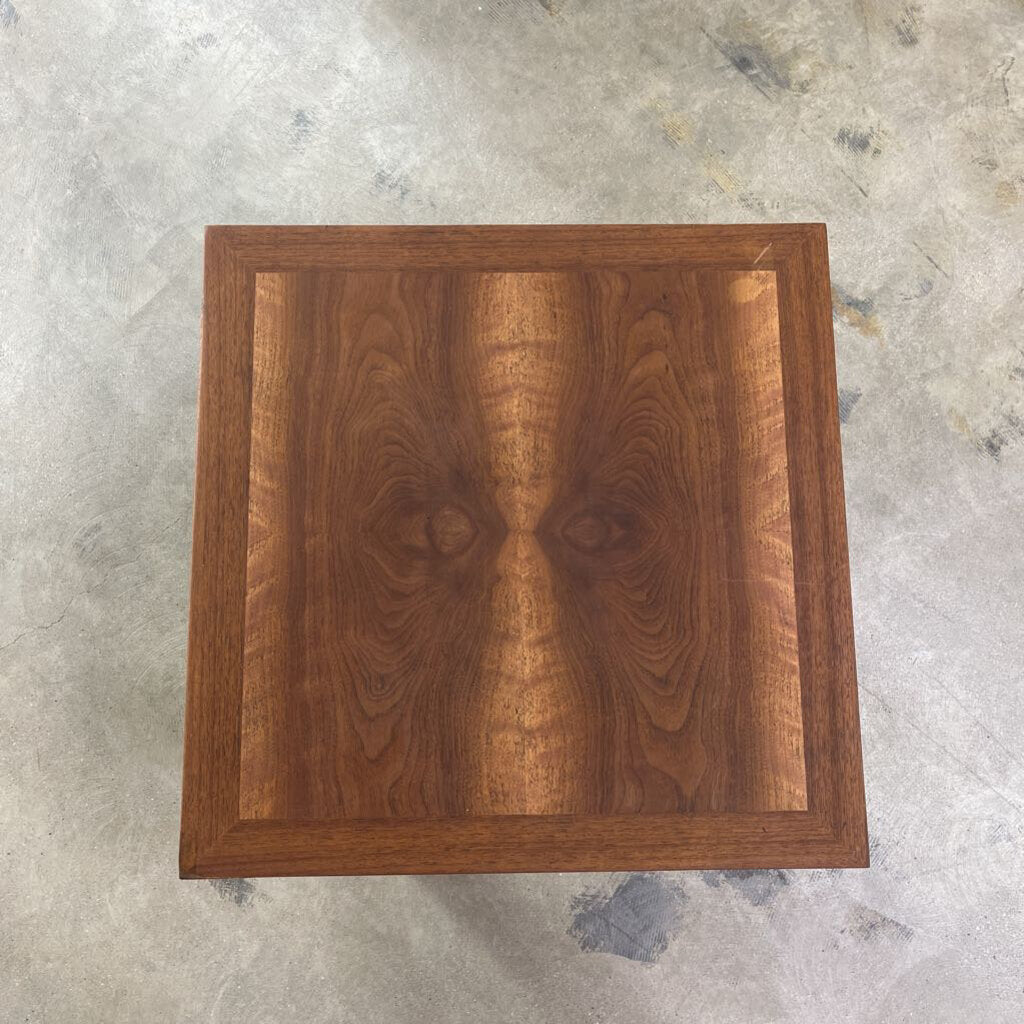 TABLE STAINED TOP BLACK LEGS