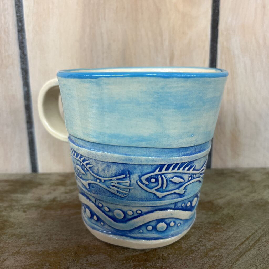 POTTERY MUG W/ FISH -BLUE
