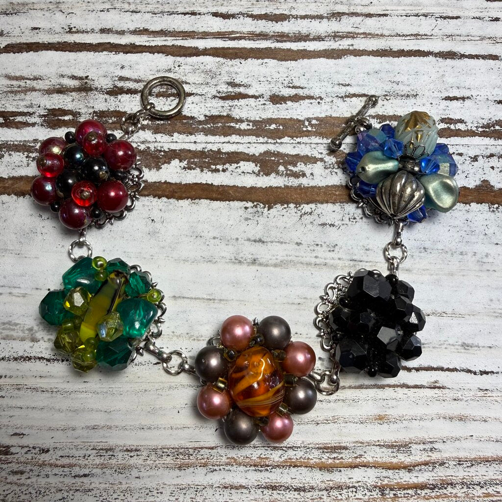VTG BEADS UNIQUE FIVE DISC BRACELET
