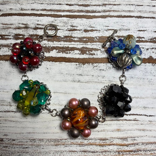 VTG BEADS UNIQUE FIVE DISC BRACELET