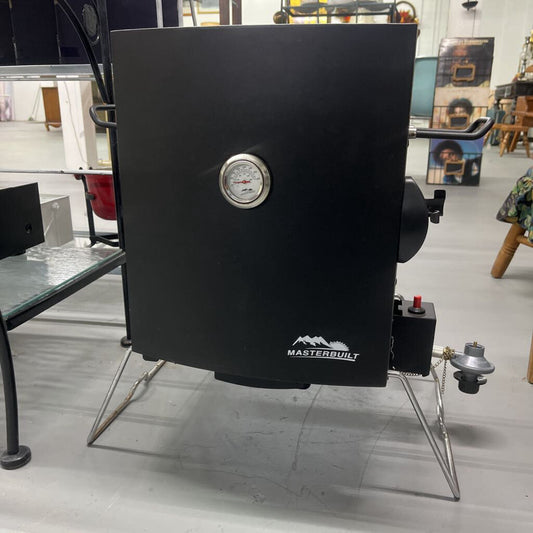 MASTERBUILT PORTABLE PROPANE SMOKER
