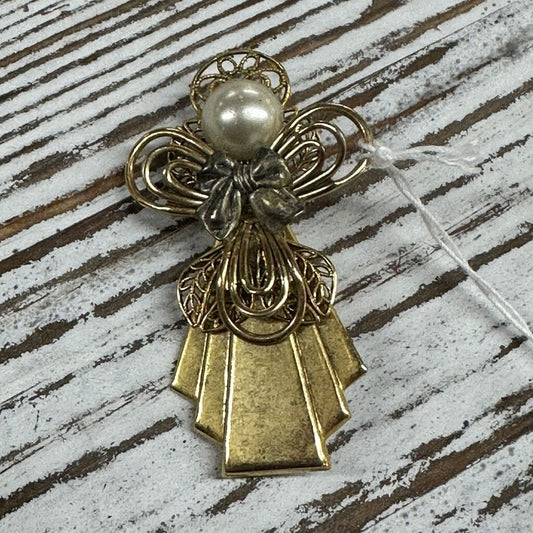 Vtg Goldtone Pearl Filig Angel Brooch