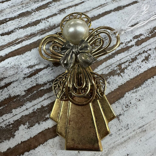 Vtg Goldtone Pearl Filig Angel Brooch