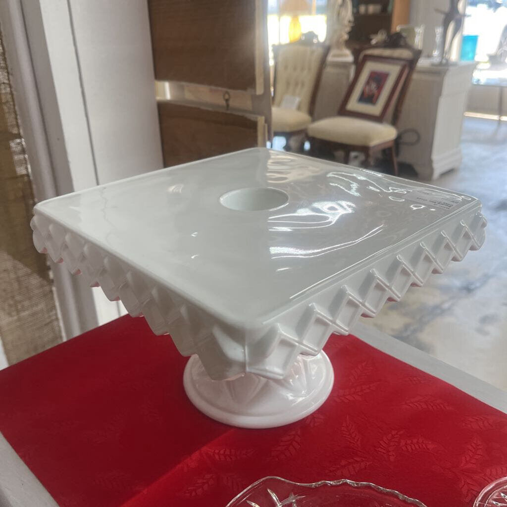 SQUARE MILK GLASS CAKE STAND