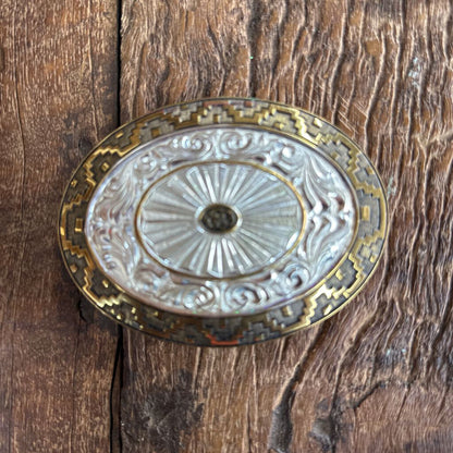 GOLD/SILVER BELT BUCKLE