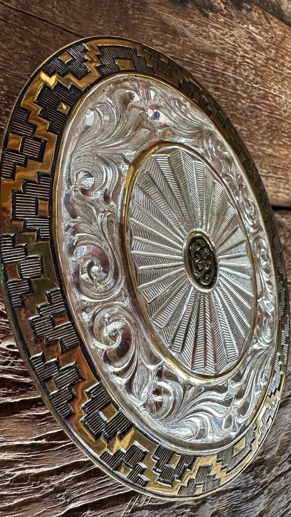 GOLD/SILVER BELT BUCKLE