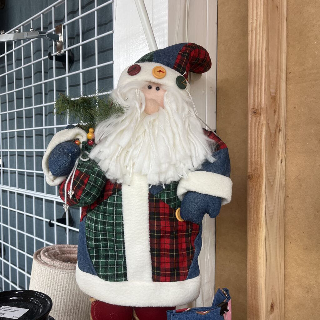 STANDING SANTA WITH PLAID COAT