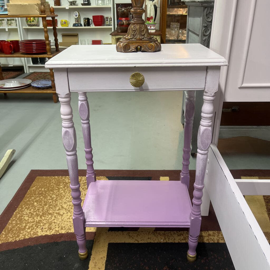 BEDROOM SET (BED, CHEST, & NIGHTSTAND)