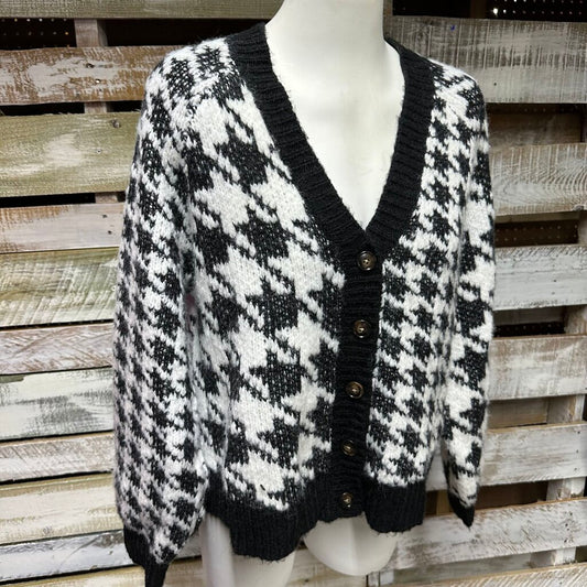 TORRID HOUNDSTOOTH BLK/WHT CARDIGAN SWEATER SZ 1