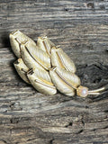 VTG GOLDTONE LEAVES BROOCH W/PEARL