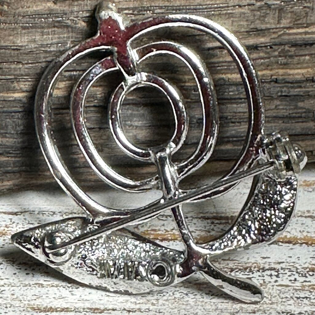 VTG SARAH COVENTRY SILVERTONE APPLE BROOCH