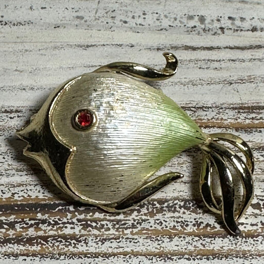 VTG GOLDTONE STYLIZED RED EYED FISH BROOCH