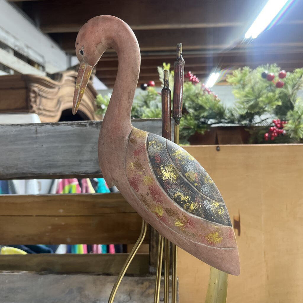 MCM WOOD FLAMINGO/EGRET & BRASS CATTAIL DECOR