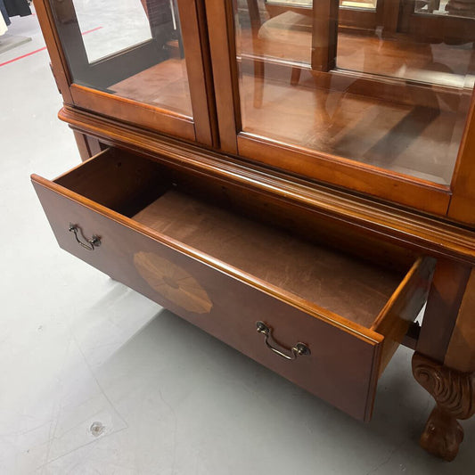 Claw Foot Full View Curio/China Cabinet