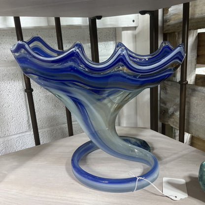 MID CENTURY BLOWN ART GLASS BLUE TULIP VASE