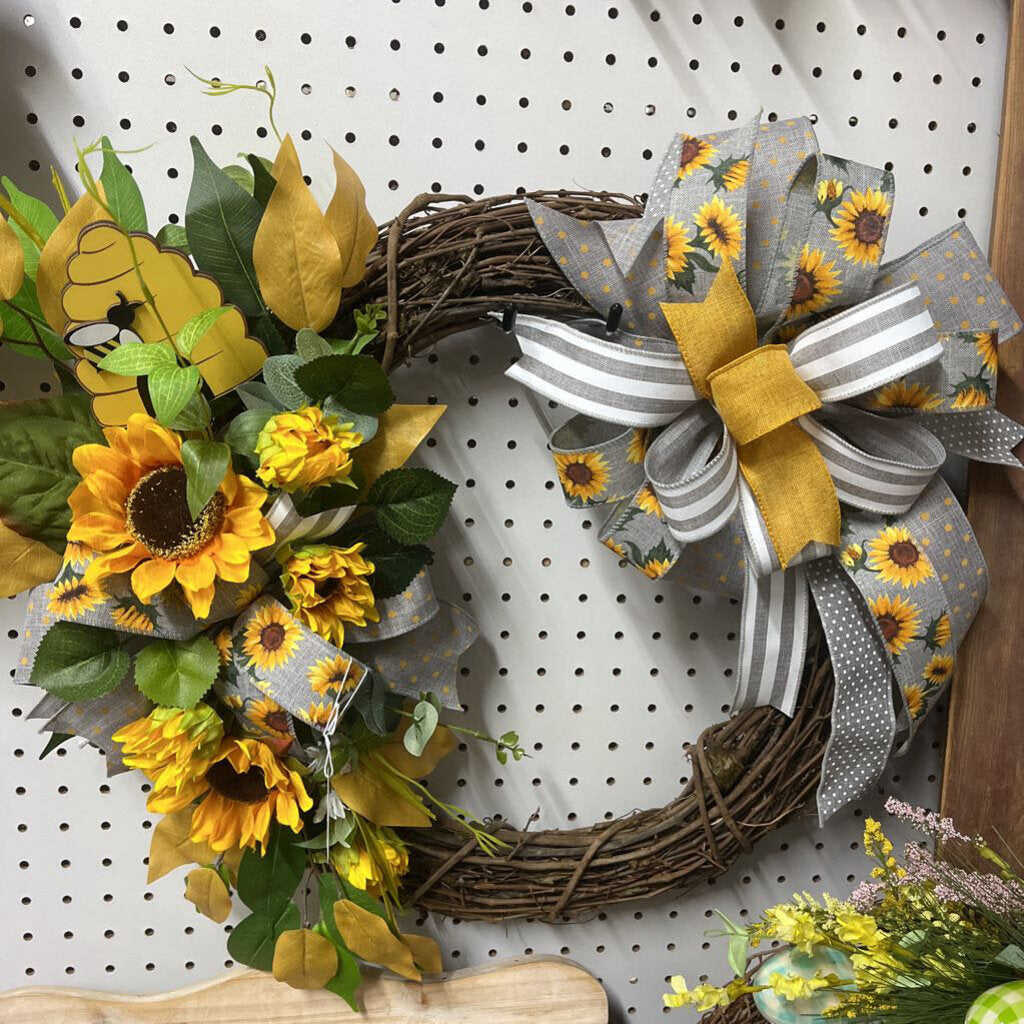 SUNFLOWER WREATH