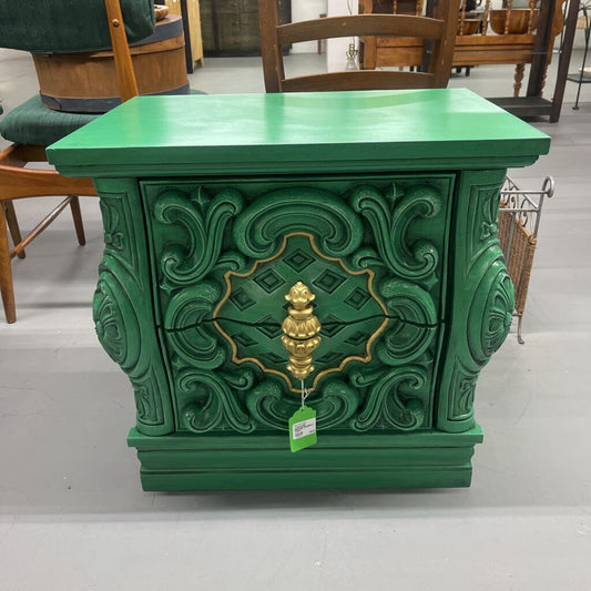 2 DRAWER BEDSIDE (BOMBAY) CHEST