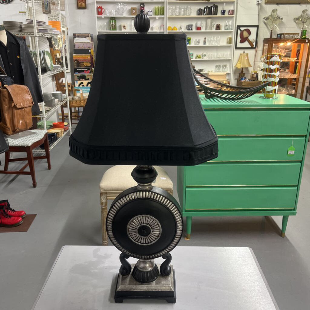 BLACK LAMP W/ SHADE