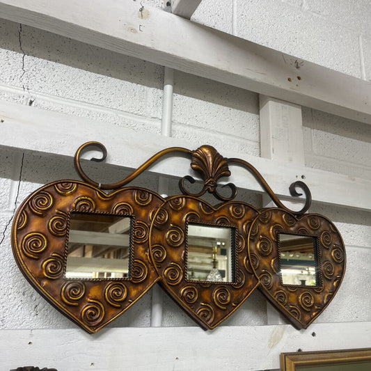 Triple Heart Metal Wall Mirror
