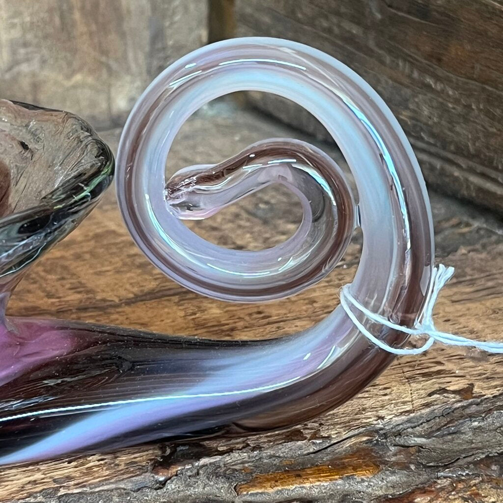 MCM SMALL PURPLE SWIRL ART GLASS SWANISH VASE