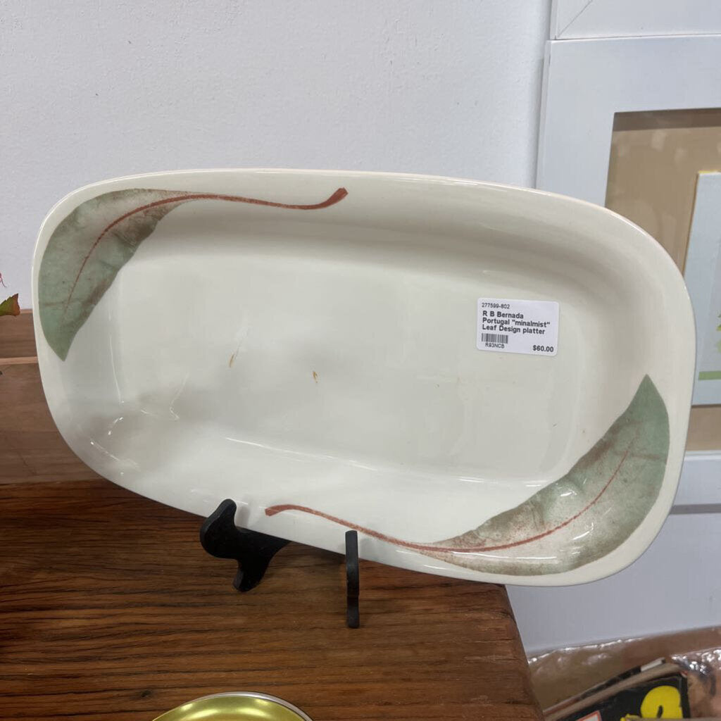 R B BERNADA PORTUGAL "MINALMIST" LEAF DESIGN PLATTER