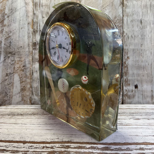 BASEBALL CLOCK